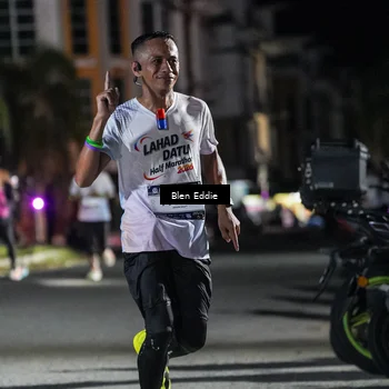 Runner Photo 7705804