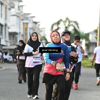 Runner Photo 7705805