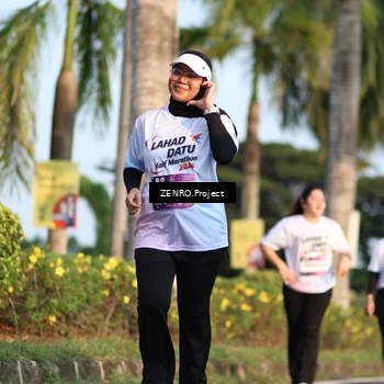Runner Photo 7705811