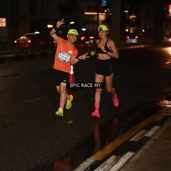 Runner Photo 7705816