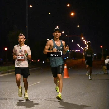 Runner Photo 7705828