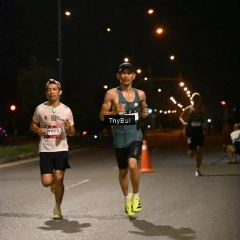 Runner Photo 7705829