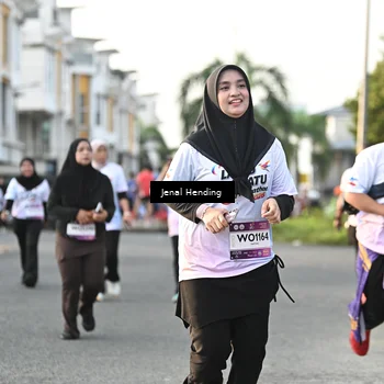 Runner Photo 7705847