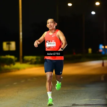 Runner Photo 7705867