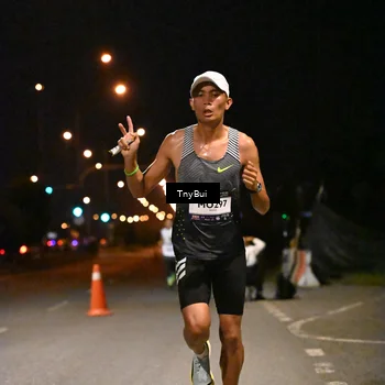 Runner Photo 7705911