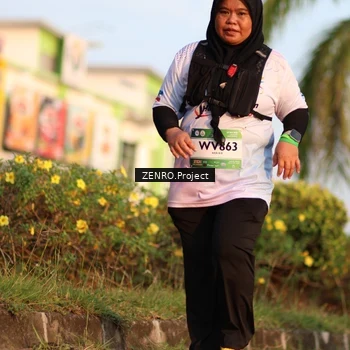 Runner Photo 7705913