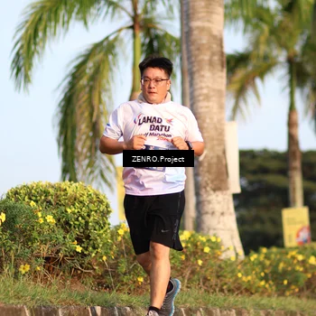 Runner Photo 7705919