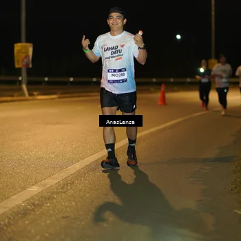 Runner Photo 7705928
