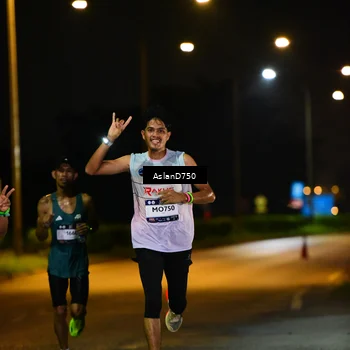 Runner Photo 7705954