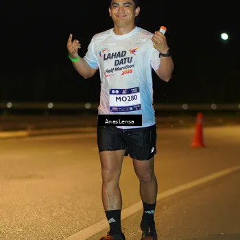Runner Photo 7705955