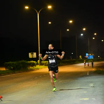 Runner Photo 7705964
