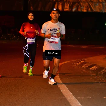 Runner Photo 7705966