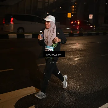 Runner Photo 7705968