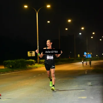 Runner Photo 7705970