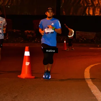 Runner Photo 7705977