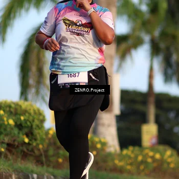 Runner Photo 7705985