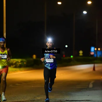 Runner Photo 7705991