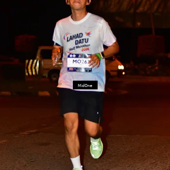 Runner Photo 7705993