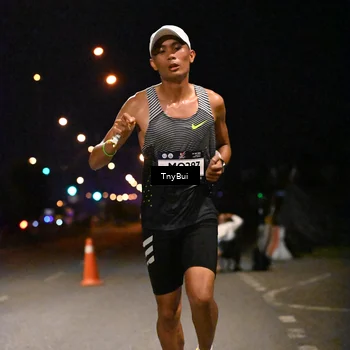 Runner Photo 7705995