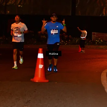Runner Photo 7706003