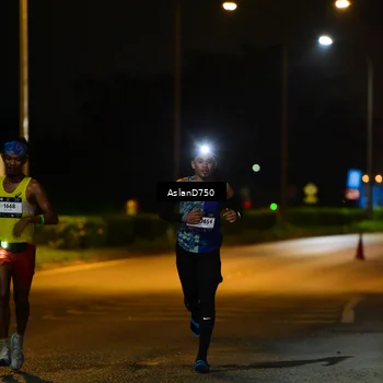 Runner Photo 7706015
