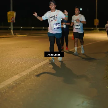 Runner Photo 7706025