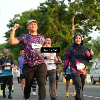 Runner Photo 7706072