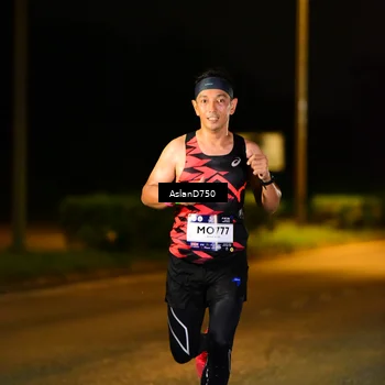 Runner Photo 7706079