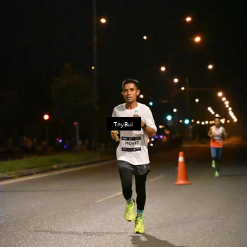 Runner Photo 7706082