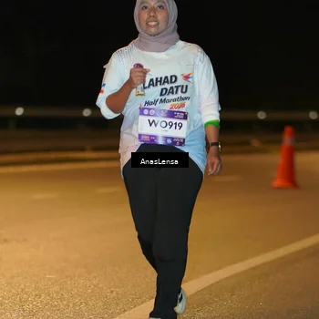 Runner Photo 7706122