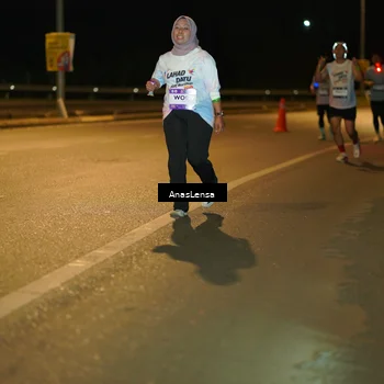 Runner Photo 7706131