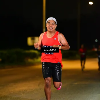 Runner Photo 7706135