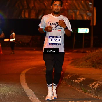 Runner Photo 7706137
