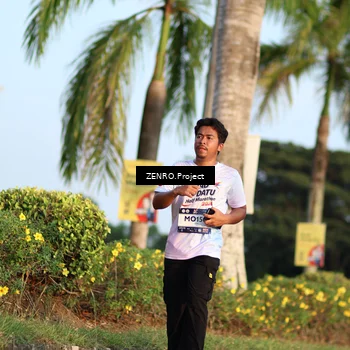 Runner Photo 7706148
