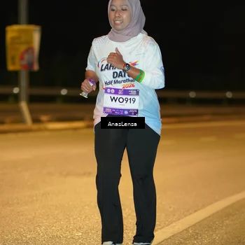 Runner Photo 7706153