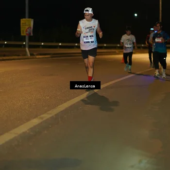 Runner Photo 7706160