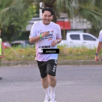 Runner Photo 7706164