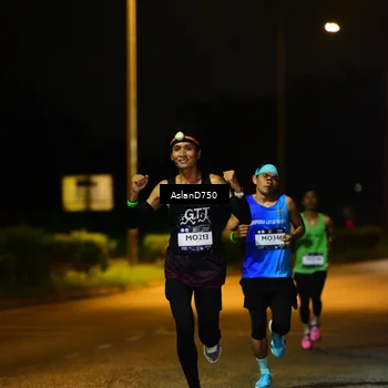 Runner Photo 7706167