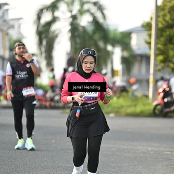 Runner Photo 7706172