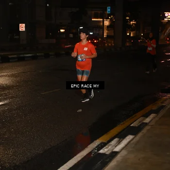 Runner Photo 7706176