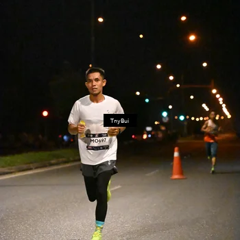 Runner Photo 7706180