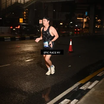 Runner Photo 7706182
