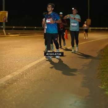 Runner Photo 7706189