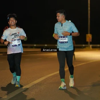 Runner Photo 7706210
