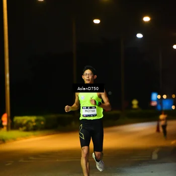 Runner Photo 7706216