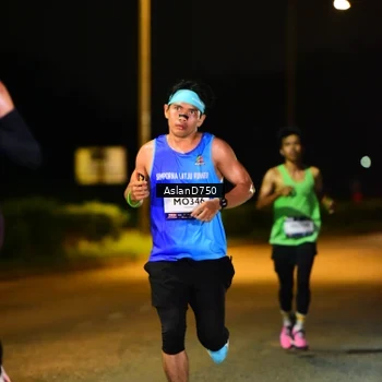 Runner Photo 7706223