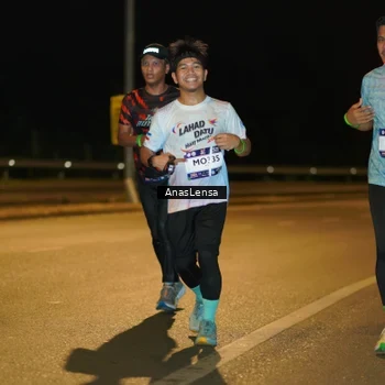 Runner Photo 7706228