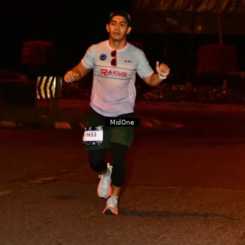 Runner Photo 7706234