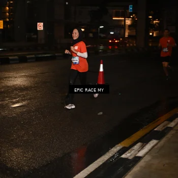 Runner Photo 7706255