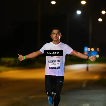 Runner Photo 7706256
